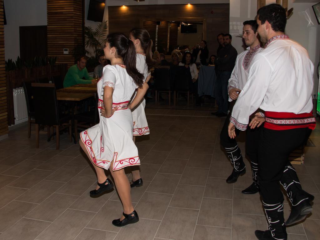 Park Hotel Asenevtsi Велико-Тырново Экстерьер фото